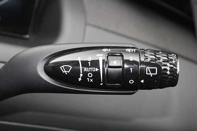 Hyundai TUCSON 1.6 TGDi 48V MHD SE Connect 5dr 2WD Red