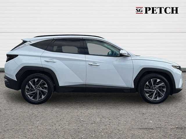 Hyundai TUCSON 1.6 TGDi Premium 5dr 2WD White