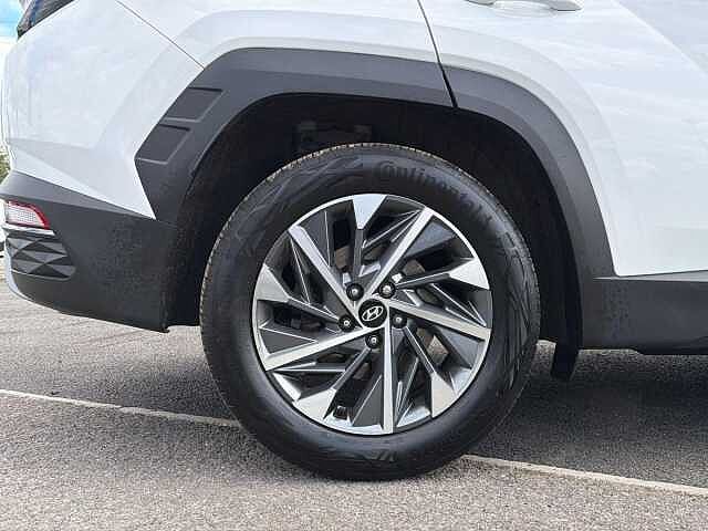 Hyundai TUCSON 1.6 TGDi Premium 5dr 2WD White