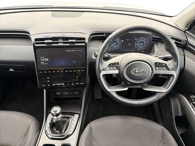 Hyundai TUCSON 1.6 TGDi Premium 5dr 2WD White