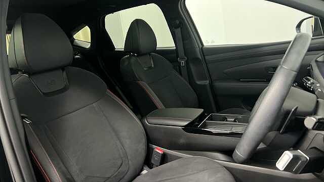 Hyundai TUCSON 1.6T N Line S SUV 5dr Petrol Hybrid Auto Euro 6 (s/s) (239 ps) BLACK