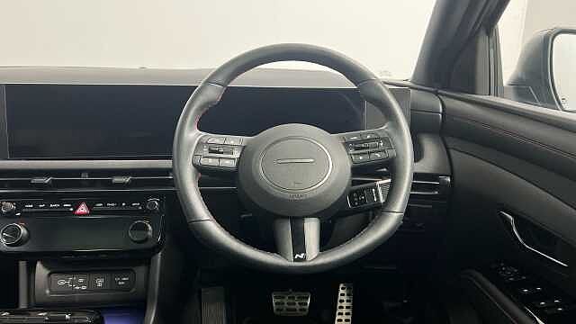 Hyundai TUCSON 1.6T N Line S SUV 5dr Petrol Hybrid Auto Euro 6 (s/s) (239 ps) BLACK