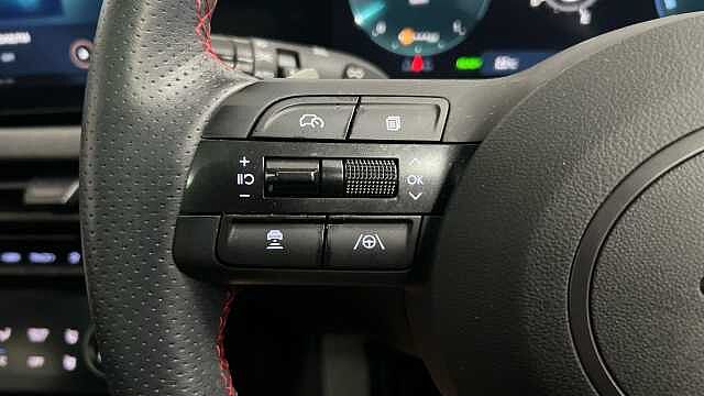 Hyundai TUCSON 1.6T N Line S SUV 5dr Petrol Hybrid Auto Euro 6 (s/s) (239 ps) BLACK