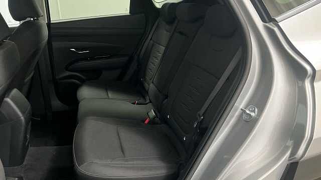 Hyundai TUCSON 1.6 T-GDi Advance SUV 5dr Petrol Manual Euro 6 (s/s) (160 ps) Silver