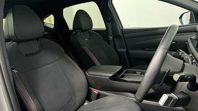 Hyundai TUCSON 1.6T N Line S SUV 5dr Petrol Hybrid Auto Euro 6 (s/s) (239 ps) Grey