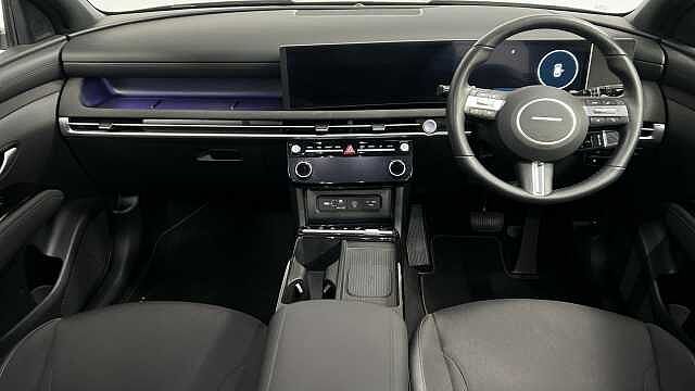 Hyundai TUCSON 1.6 T-GDi 13.8kWh Black Line SUV 5dr Petrol Plug-in Hybrid Auto Euro 6 (s/s) (25 grey
