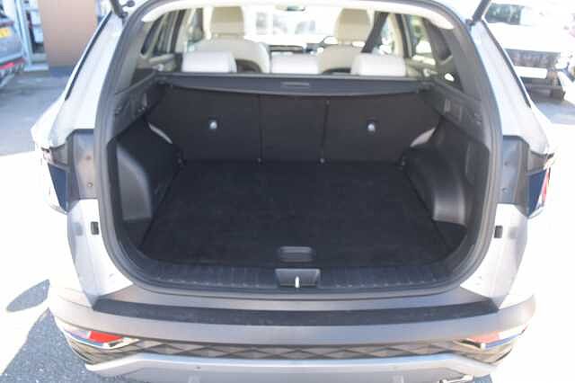 Hyundai TUCSON 1.6 TGDi Plug-in Hybrid Ultimate 5dr 4WD Auto Silver