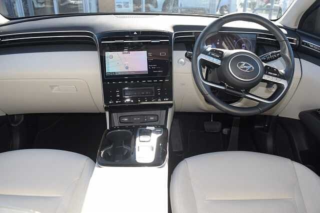 Hyundai TUCSON 1.6 TGDi Plug-in Hybrid Ultimate 5dr 4WD Auto Silver