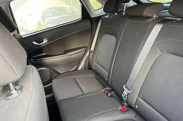 Hyundai KONA 1.0 T-GDi MHEV Premium Euro 6 (s/s) 5dr Red