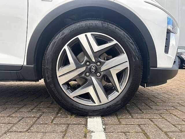 Hyundai BAYON 1.0 TGDi 48V MHEV Premium 5dr White