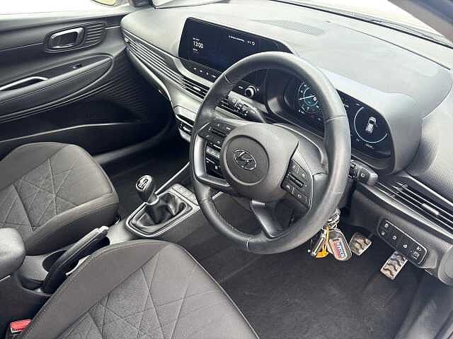 Hyundai BAYON 1.0 TGDi 48V MHEV Premium 5dr White