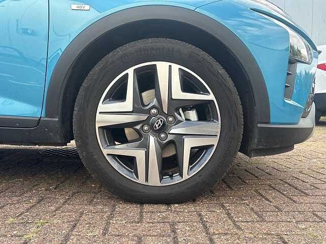 Hyundai BAYON 1.0 TGDi 48V MHEV Premium 5dr DCT Blue