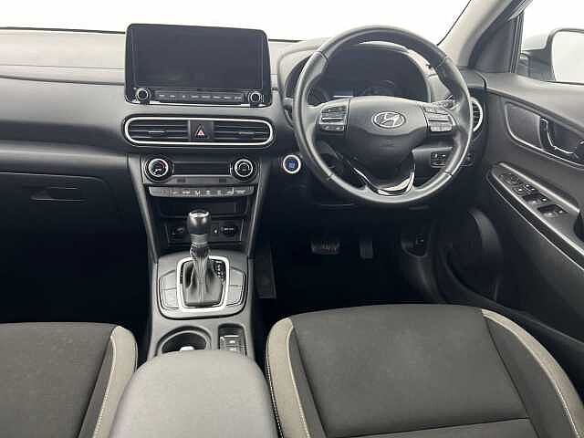 Hyundai KONA 1.6 GDi Hybrid Premium 5dr DCT WHITE