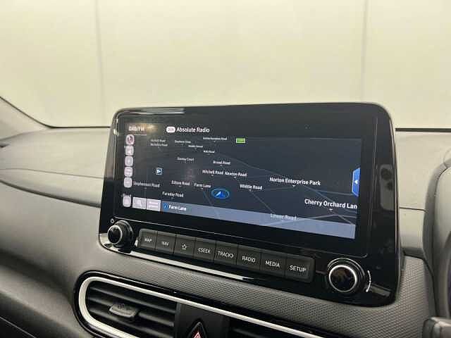 Hyundai KONA 1.6 GDi Hybrid Premium 5dr DCT WHITE