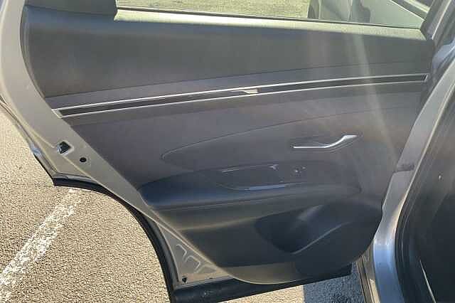 Hyundai TUCSON 1.6 TGDi Hybrid 230 SE Connect 5dr 2WD Auto Silver