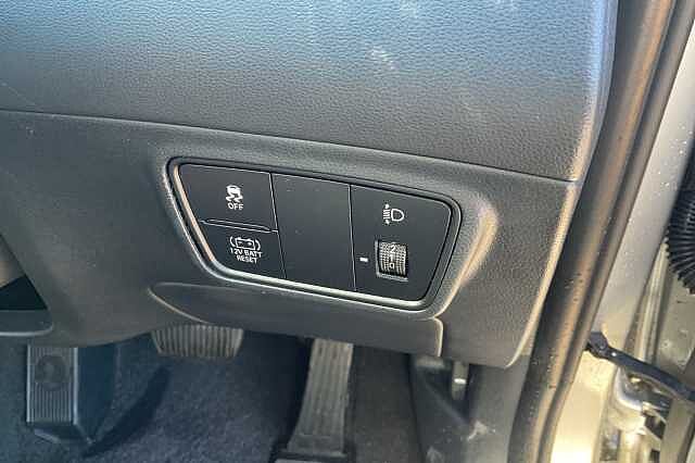 Hyundai TUCSON 1.6 TGDi Hybrid 230 SE Connect 5dr 2WD Auto Silver