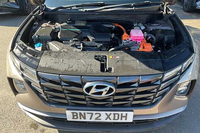 Hyundai TUCSON 1.6 TGDi Hybrid 230 SE Connect 5dr 2WD Auto Brown