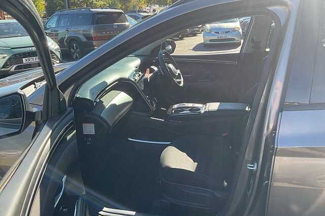 Hyundai TUCSON 1.6 TGDi Hybrid 230 SE Connect 5dr 2WD Auto Brown