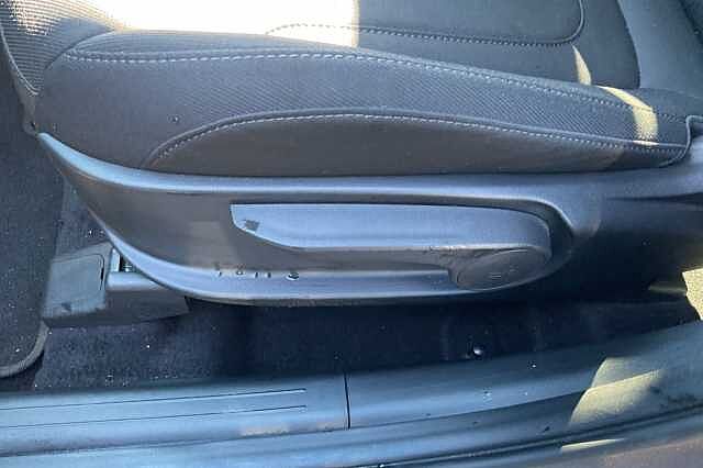 Hyundai TUCSON 1.6 TGDi Hybrid 230 SE Connect 5dr 2WD Auto Brown
