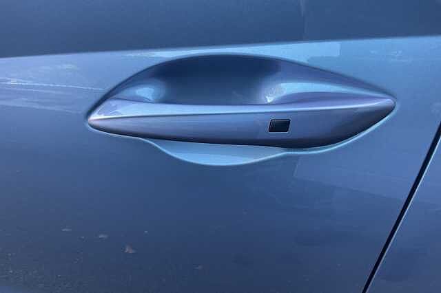 Hyundai BAYON 1.0 TGDi [90] Tech Line 5dr DCT Blue
