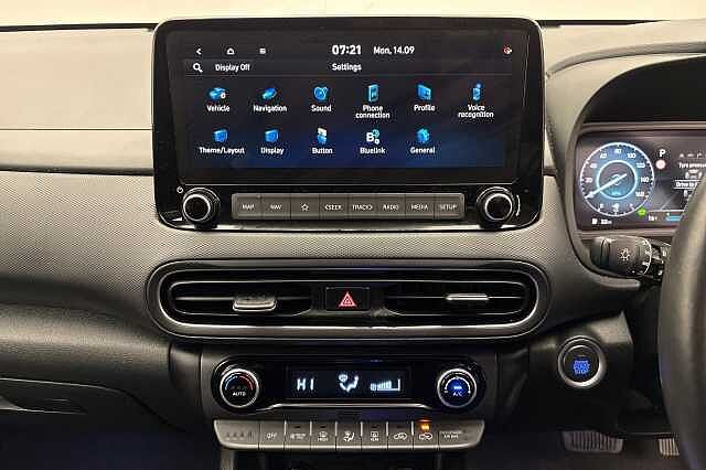 Hyundai KONA 1.6 GDi Hybrid Premium 5dr DCT Blue