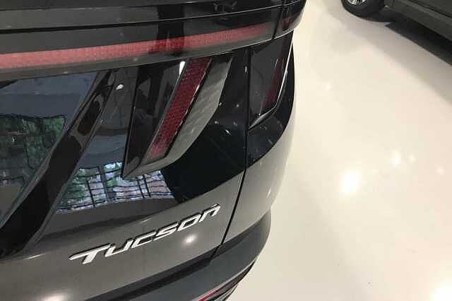 Hyundai TUCSON 1.6 T-GDi (150ps) Premium Black