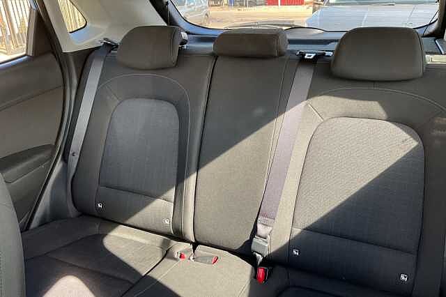 Hyundai KONA 1.6 GDi Hybrid Premium 5dr DCT Blue