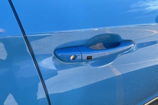 Hyundai KONA 1.6 GDi Hybrid Premium 5dr DCT Blue