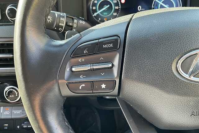 Hyundai KONA 1.6 GDi Hybrid Premium 5dr DCT Blue