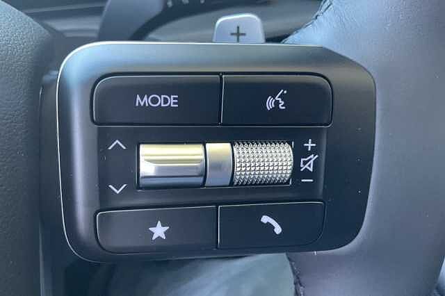 Hyundai SANTA FE 1.6 TGDi 239 Hybrid Ultimate 5dr Auto