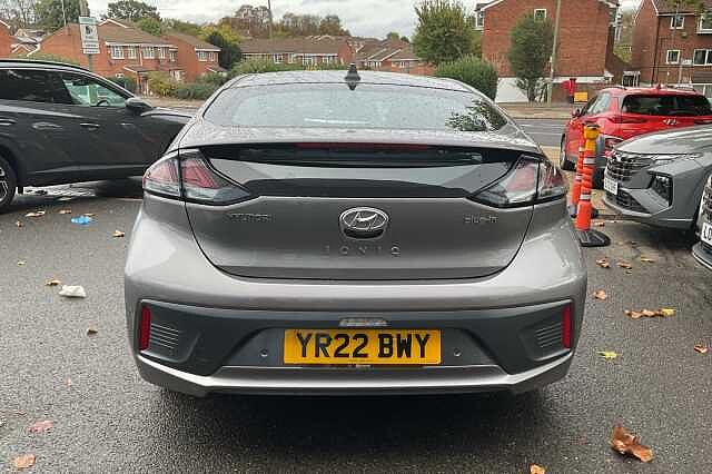 Hyundai IONIQ 1.6 GDi Plug-in Hybrid Premium 5dr DCT