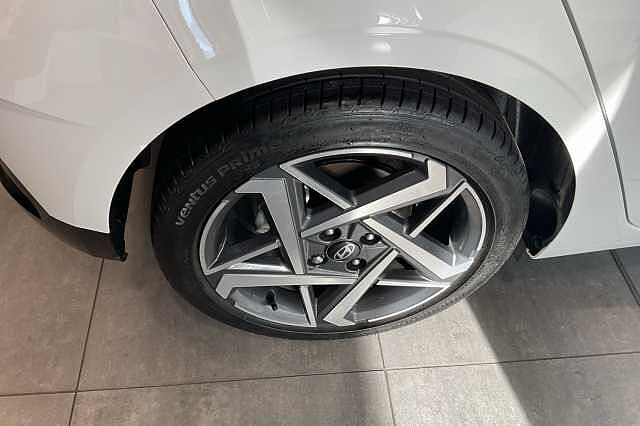 Hyundai I20 1.0T GDi 90 Tech Line 5dr White