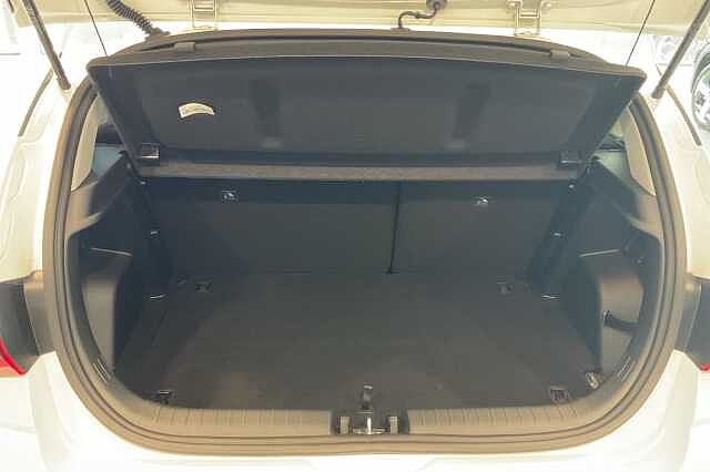 Hyundai I20 1.0T GDi 90 Tech Line 5dr White