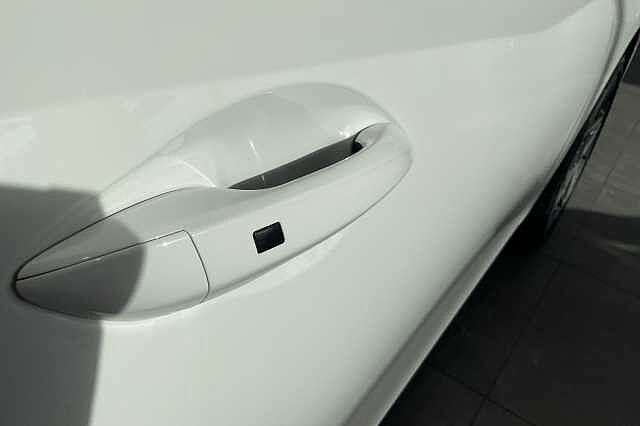 Hyundai I20 1.0T GDi 90 Tech Line 5dr White