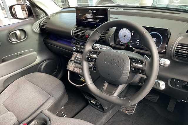 Hyundai INSTER 85kW 02 49kWh 5dr Auto Black
