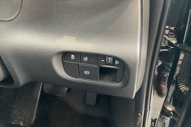 Hyundai INSTER 85kW 02 49kWh 5dr Auto Black