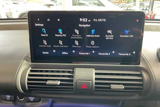 Hyundai INSTER 85kW 02 49kWh 5dr Auto Black