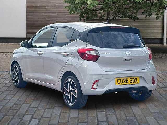 Hyundai i10 i10 1.2 Premium Hatchback 5dr Petrol Auto Euro 6 (s/s) (79 ps)