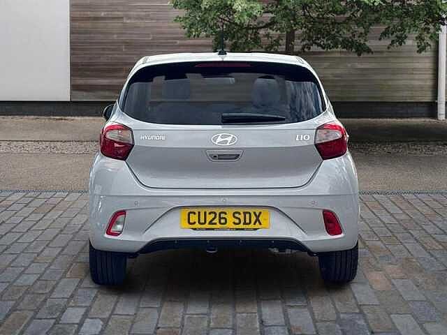 Hyundai i10 i10 1.2 Premium Hatchback 5dr Petrol Auto Euro 6 (s/s) (79 ps)