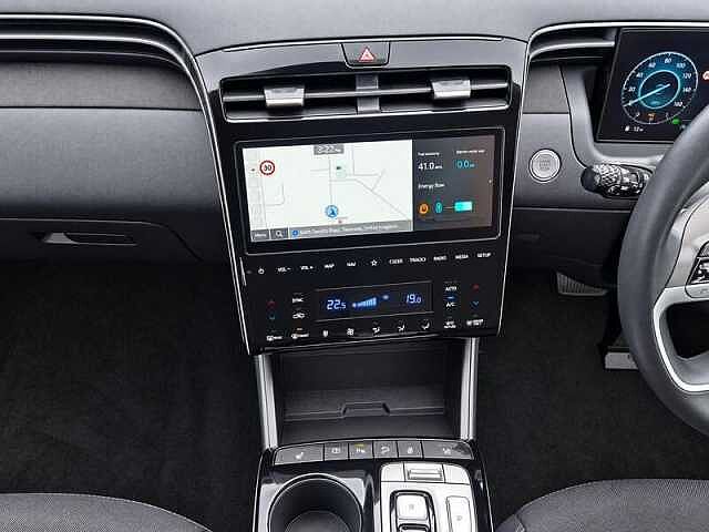 Hyundai TUCSON 1.6 h T-GDi Premium SUV 5dr Petrol Hybrid Auto Euro 6 (s/s) (230 ps)