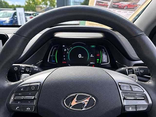 Hyundai IONIQ 1.6 h-GDi Premium SE Hatchback 5dr Petrol Hybrid DCT Euro 6 (s/s) (141 ps) Fiery Red