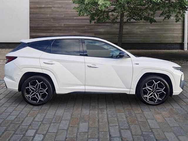 Hyundai TUCSON 1.6 h T-GDi N Line SUV 5dr Petrol Hybrid Auto Euro 6 (s/s) (230 ps) Atlas White