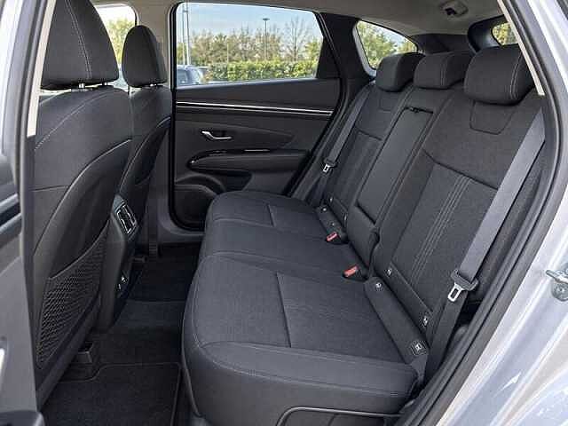 Hyundai TUCSON 1.6 T-GDi MHEV Premium SUV 5dr Petrol Hybrid DCT Euro 6 (s/s) (150 ps) Shimmering Silver