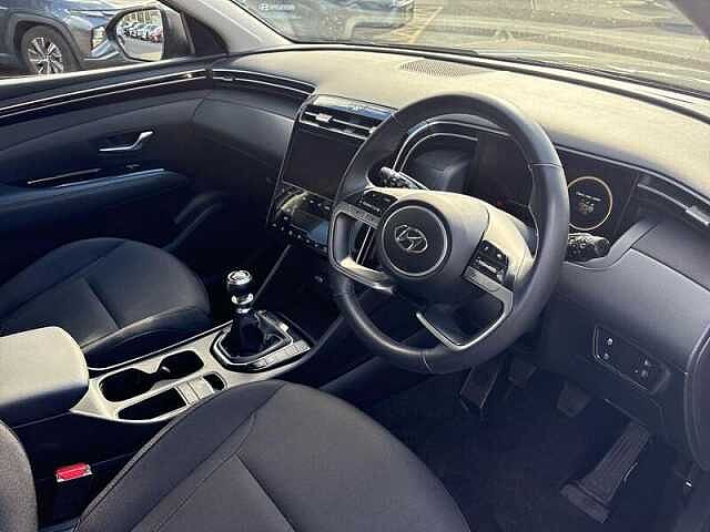 Hyundai TUCSON 1.6 T-GDi SE Connect SUV 5dr Petrol Manual Euro 6 (s/s) (150 ps) Phantom Black
