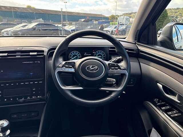 Hyundai TUCSON 1.6 T-GDi SE Connect SUV 5dr Petrol Manual Euro 6 (s/s) (150 ps) Phantom Black