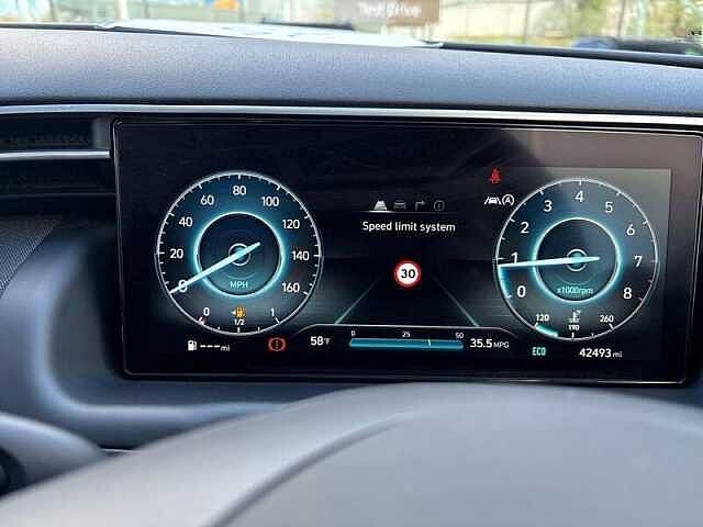 Hyundai TUCSON 1.6 T-GDi SE Connect SUV 5dr Petrol Manual Euro 6 (s/s) (150 ps) Phantom Black