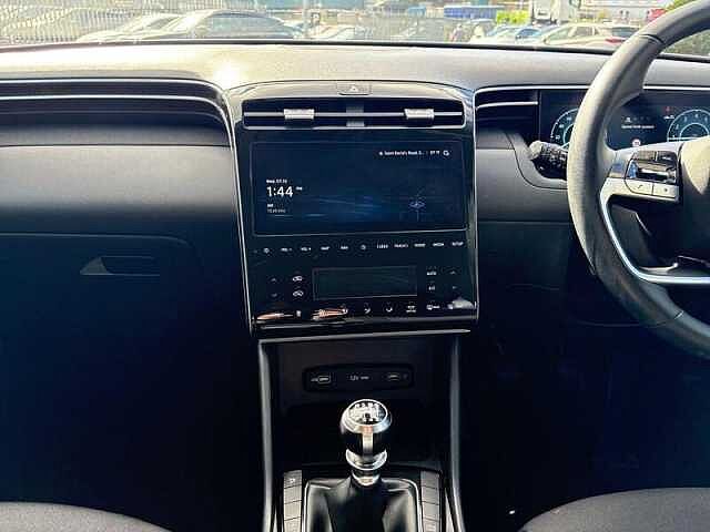 Hyundai TUCSON 1.6 T-GDi SE Connect SUV 5dr Petrol Manual Euro 6 (s/s) (150 ps) Phantom Black