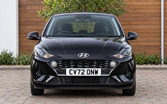 Hyundai I10 1.2 Premium Hatchback 5dr Petrol Auto Euro 6 (s/s) (84 ps) Phantom Black