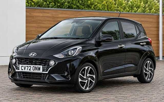 Hyundai I10 1.2 Premium Hatchback 5dr Petrol Auto Euro 6 (s/s) (84 ps) Phantom Black