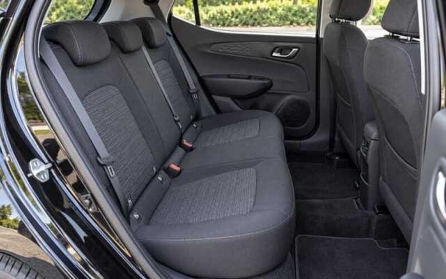 Hyundai I10 1.2 Premium Hatchback 5dr Petrol Auto Euro 6 (s/s) (84 ps) Phantom Black